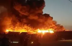 حريق مهول يلتهم سوق السوق الأسبوعي بالريصاني